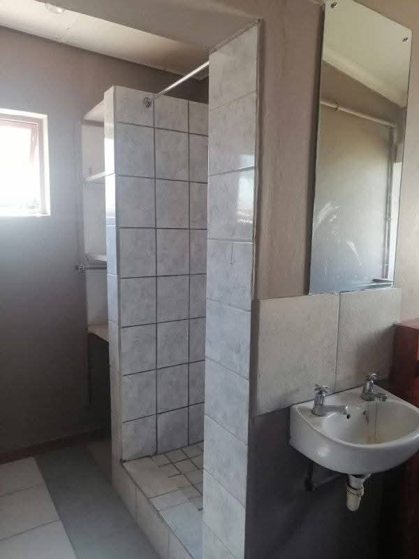 To Let 1 Bedroom Property for Rent in Top Town Eastern Cape